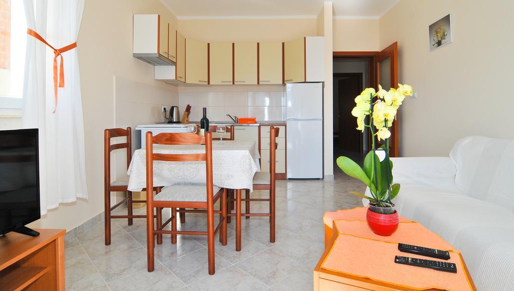 Apartments Mira Tivat Ngoại thất bức ảnh