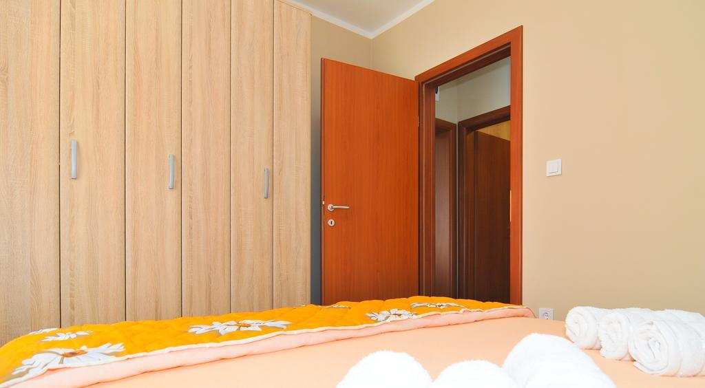 Apartments Mira Tivat Ngoại thất bức ảnh
