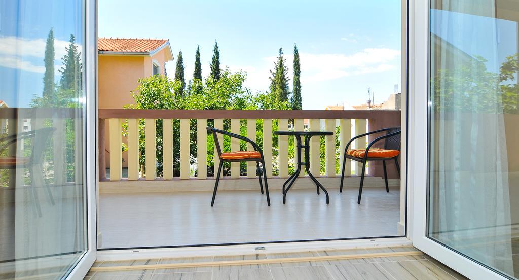 Apartments Mira Tivat Ngoại thất bức ảnh
