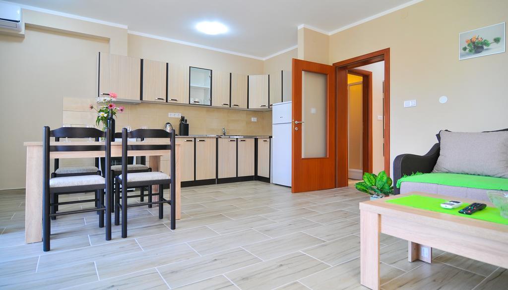 Apartments Mira Tivat Ngoại thất bức ảnh